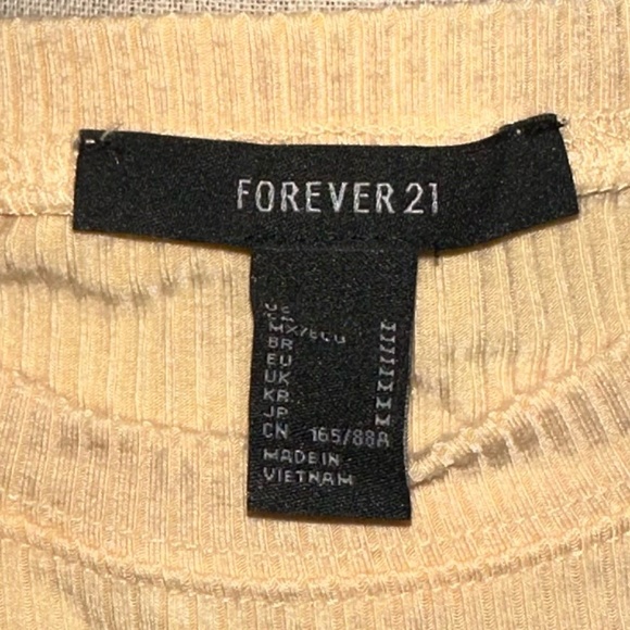 Ribbed Forever 21 Tee - Picture 4 of 4
